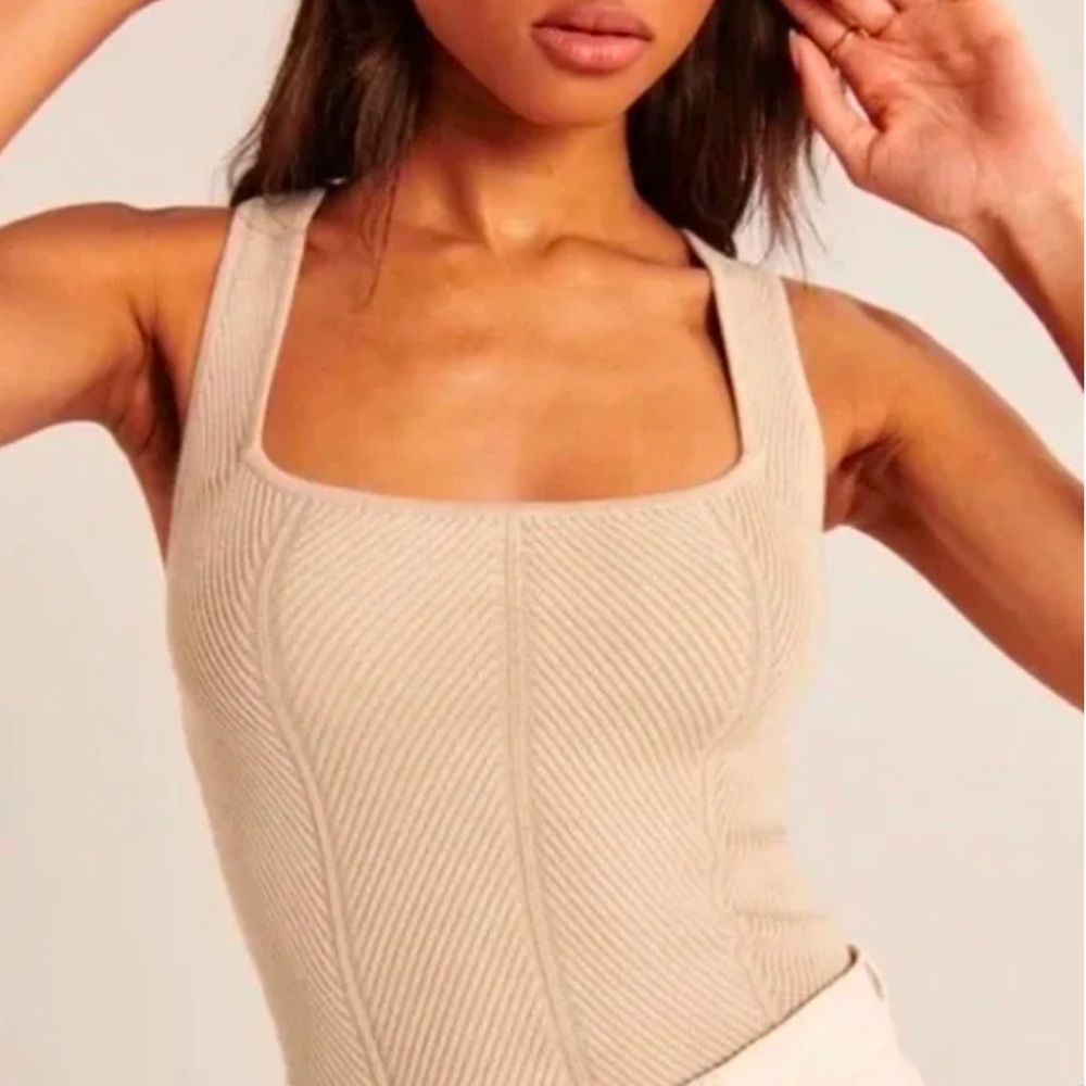 A&F Elevated Ribbed Crossback Tank - Picture 4 of 7